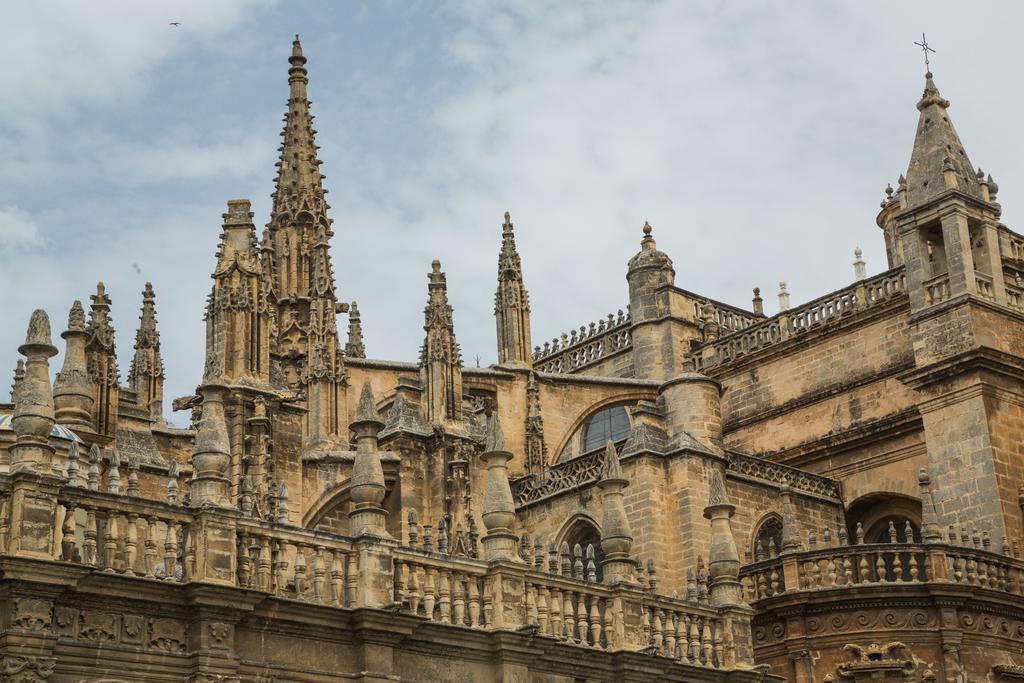 Hostly Acetres 2A-Penthouse In City Center-Fibre-Parking Opt Seville Exterior photo